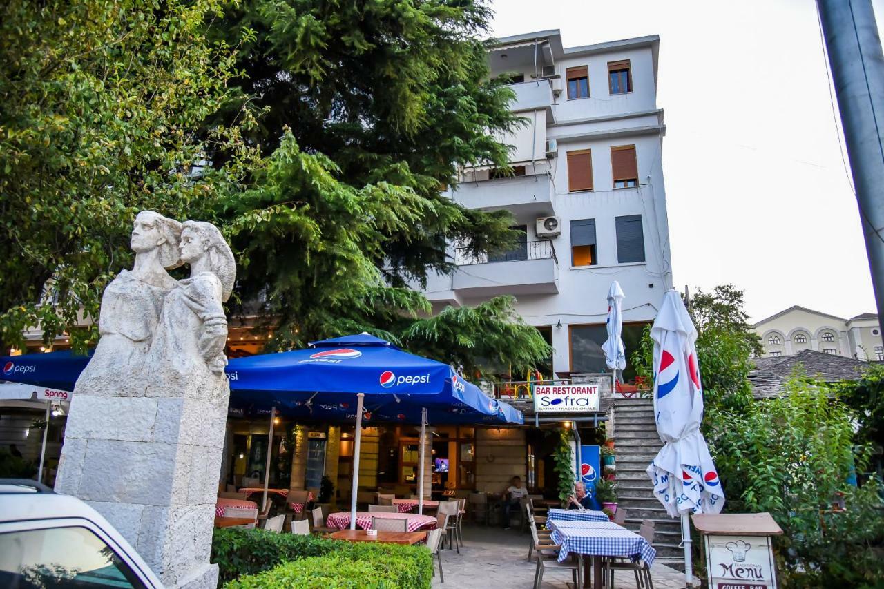 Hotel Sofra Gjirokastra Kültér fotó